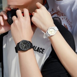 Quartz Waterproof Simple And Versatile Watch