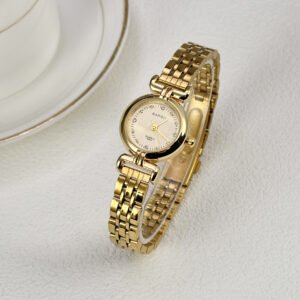 High-grade Golden Women's Watch Steel Belt Antique Style