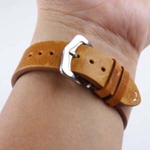 Men's Retro Cowhide Oil Wax Simple Strap